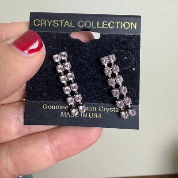 Vintage White Rhinestone Genuine Austrian Crystal Dangle Earrings - Picture 2 of 5
